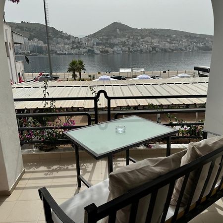 Vila Onhezmi Sarande Bagian luar foto