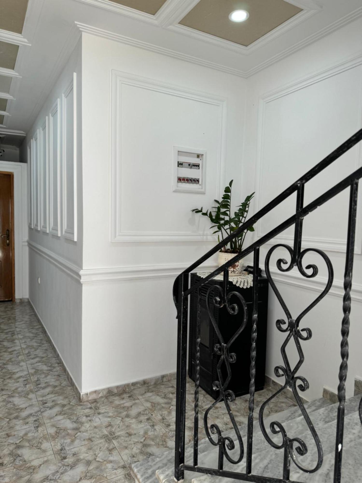 Vila Onhezmi Sarande Bagian luar foto